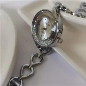 ساعت مچی والار مجلسی زنانه  دور نگین استیل توکا