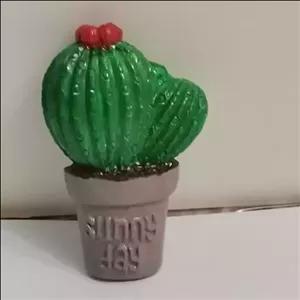 مگنت رو یخچالی طرح کاکتوس از جنس سنگ هنری