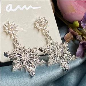 گوشواره دونه برف گوشواره میخی دخترانه جدید اکسسوری دخترونه 