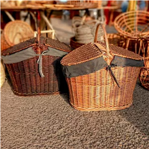 سبد پیک نیک حصیری مروار بافی مدل کلبه ای (پس کرایه)