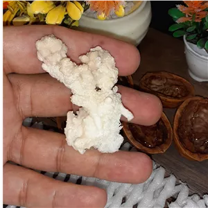 سنگ آراگونیت سفید کمیاب طبیعی و معدنی