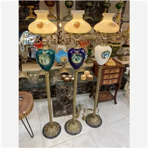 آباژور ایستاده پایه بلند لمپا لنتر کنار سالنی پایه دار چینی برنز حباب دار قالپاقی شمعدان
