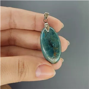 مدال سنگ آپاتیت درجه یک بیضی 