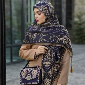 ست کیف و روسری سنتی سرمه ای طلایی با کیف پاسپورتی و روسری نخی قواره 140 (با شال نخی هم قابل سفارشه) 