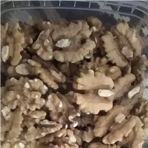 مغز گردو اعلا در بسته بندی 400گرمی کاملا تازه و خوشمزه محصول امسال 