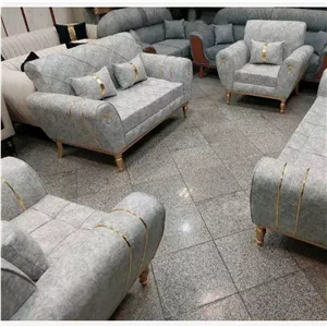 مبل اسکارلت پایه چوبی (پس کرایه)