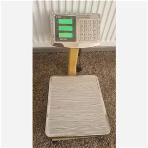 ترازو دیجیتال محک 60 کیلویی دکمه استیل باسکول محک