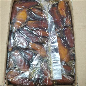 خرمای شاهانی جهرم از بهترین نوع خرماهای جهرم می باشد .این نوع خرما شیرین و بسیار گواراست که با همه ذایقه ها سازگاری دارد