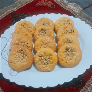 کلمپه وکلوچه خرمایی  