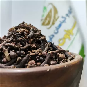 میخک ، تازه ، خالص 100 گرمی (عطاری و محصولات ارگانیک طراوت)