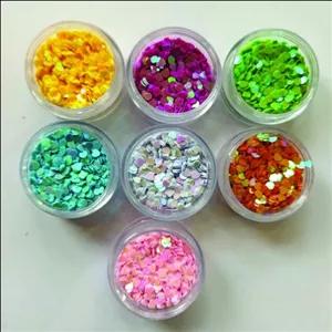 اکلیل تزئینی مدل قلب آلما مد (پولک طرح دار) هفت قوطی در 7 رنگ