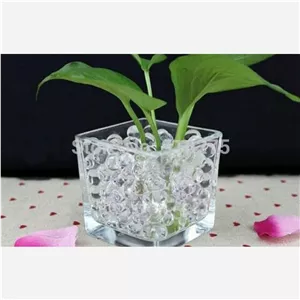 خاک ژله ای بی رنگ