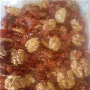 شیرینی هدیه لاکچری سوغات آذربایجان معجون هویچ گردویی مخصوص  2 کیلو 