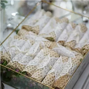 نان پنیر سفره عقد،صبحانه (پس کرایه)