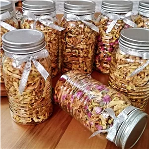 دمنوش سیب و به و گل محمدی