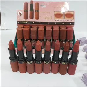 رژلب جامد مات جولیوس بیوتی مدل تنه درختی