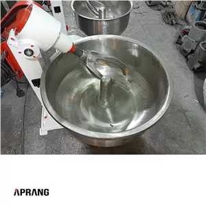 خمیرگیر اصفهان نوآوران مدل SM-05 ظرفیت 5 کیلوگرم(لطفا با هماهنگی خرید بفرمایید)