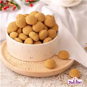 حاجی بادام 500 گرمی اعتماد ترد و تازه (حاجی بادامی)
