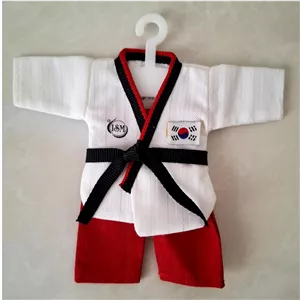  آویز لباس تکواندو 