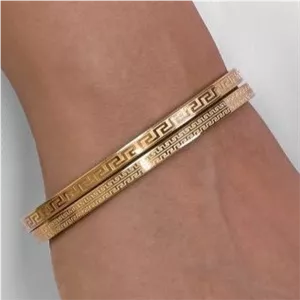 النگوی استیل زنانه طرح ورساچه رنگ ثابت کد tj (پس کرایه)