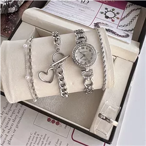 ست ساعت دخترانه(زنانه)با 4 نوع دستبند شیک مختلف و حلقه