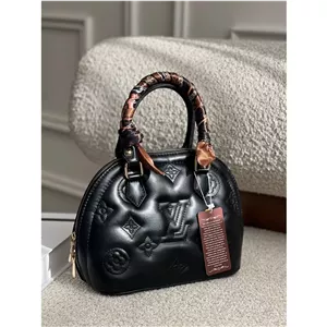 کیف دستی زنانه مجلسی نیم دایره ای لویی ویتون مشکی