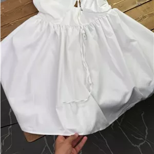 پیراهن سفید دکلته بوهو