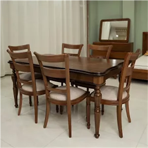 میز ناهارخوری پرده ای