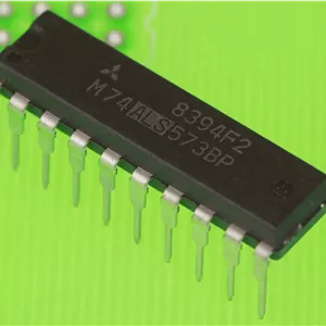 74ALS573 – DIP