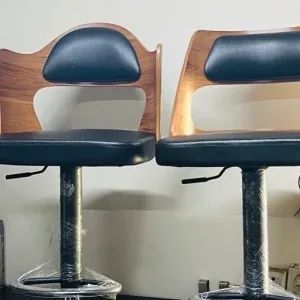 صندلی اپن جک دار چوبی مدل مدرن مناسب آشپزخانه و کافی شاپ دکوبازار مدل 751043