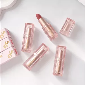 رژلب شیشه ای شیگلم🎀 کد۰۵