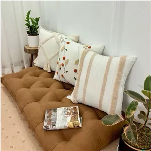 ست تشک نشیمن و کوسن پانچ دوزی شده فیلبند شاپ مدل 801370
