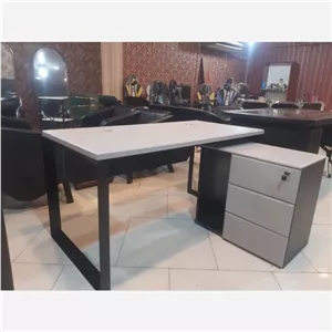 میزتحریر یا کارمندی مدرن فیلبندشاپ مدل 810602
