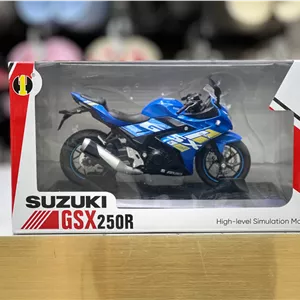 ماکت فلزی موتور سوزوکی. GSX. ۱ ۱۲