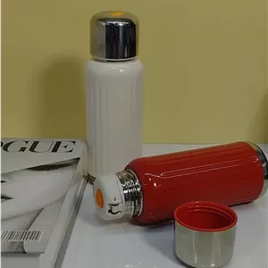 فلاسک دوجداره کلاسیک شیاردار با درب فنجانی