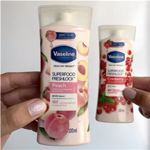 لوسیون بدن و دست وازلین اورجینال Vaseline با رایحه هلو و توت قرمز