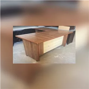 میز اداری همراه با ال مبلمان دیرا مدل 12117011