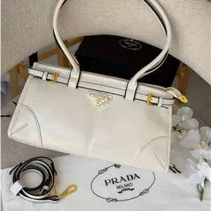 کیف مسترکوالیتی فول پک پرادا M-1076 سفید